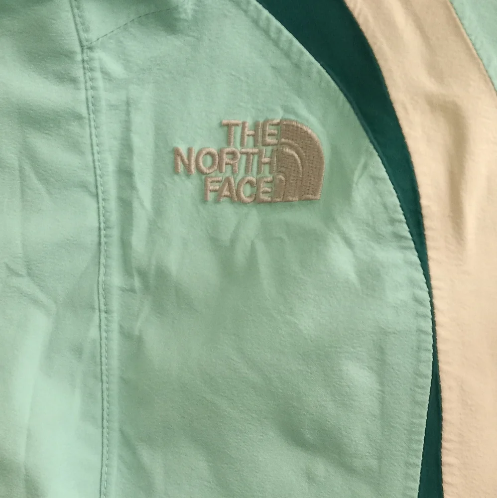 The North Face Hyvent Girl's ColorBlock Green/Ocean Foam Blue/ Jacket -SZ: 7/8